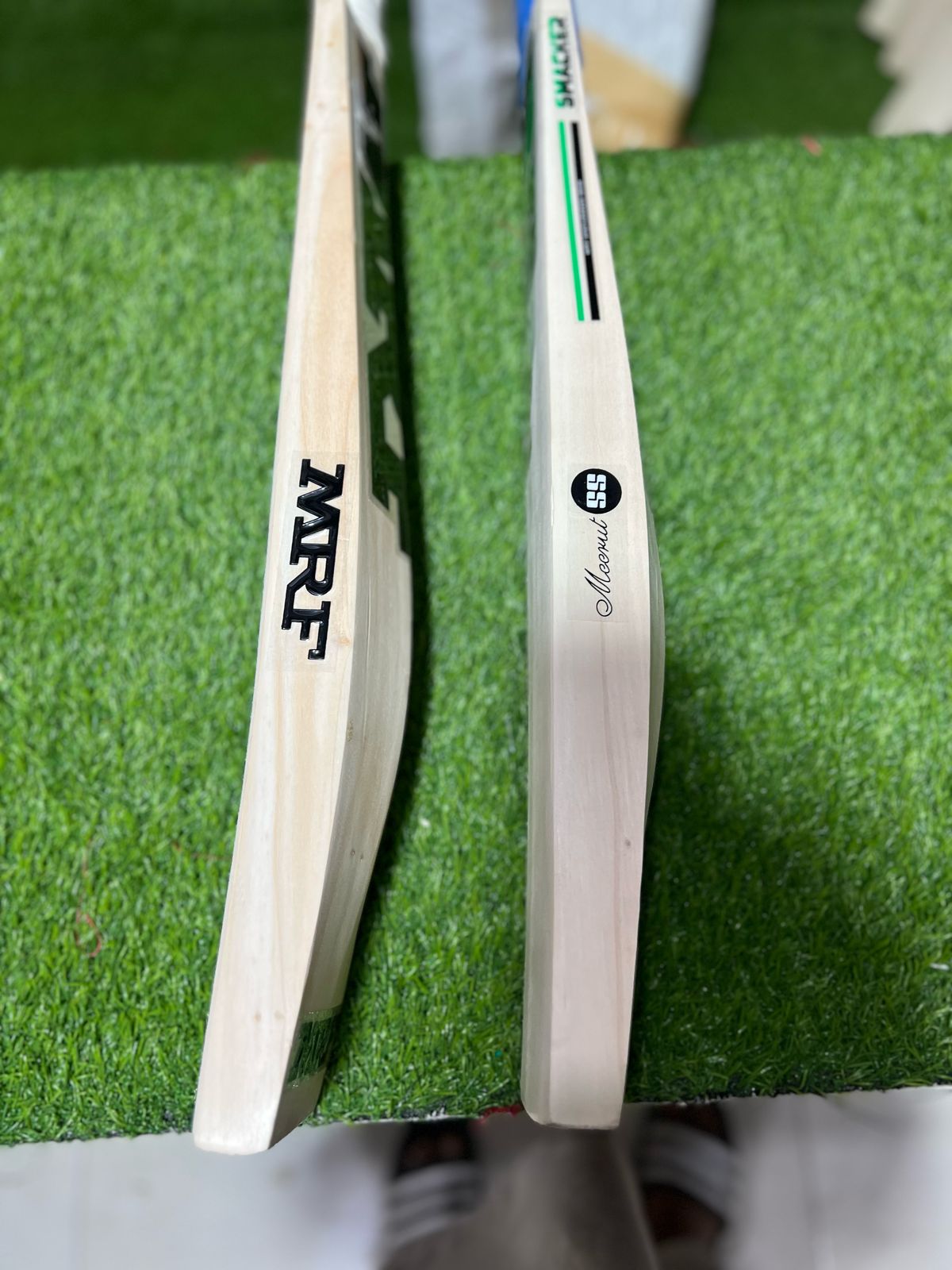 Premium Kashmiri Willow Cricket Bat